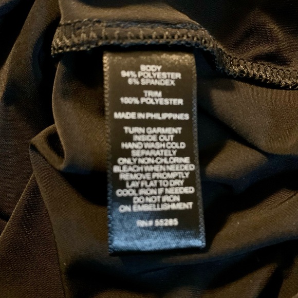 NWT ADORABLE TOP W/GOLD BEADING. ELASTIC WAIST. PERFECT FOR HOLIDAYS. - Picture 10 of 10